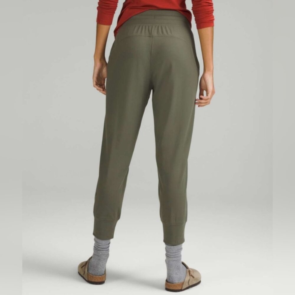 Lululemon Ready to Rulu High-Rise Cropped Jogger Army Green